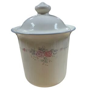 Pfaltzgraff Trousseau Small Canister Discontinued 1988-1996 Defect With Lid GUC